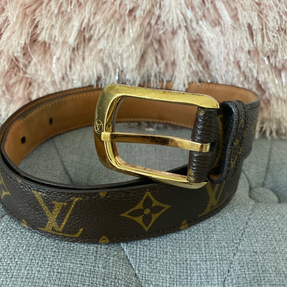 Louis Vuitton Authentic Belt size 85